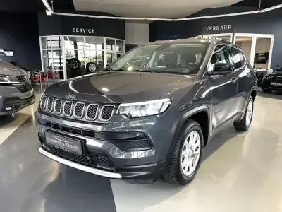 Second-hand Jeep Compass 150 CP (110 kW) 2024 Gri SUV