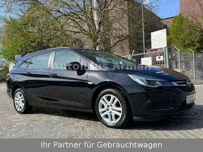 Schwarz Gebraucht 2018 Opel Astra Business Kombi | 6.490 € (Fairer Preis)