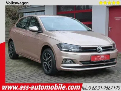 Gebraucht VW Polo Comfortline 95 PS (69 kW) 2018 Gold Kleinwagen