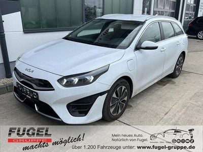 Gebraucht Kia Ceed Sportswagon Spirit 141 PS (103 kW) 2022 (wd) cararraweiss Kombi