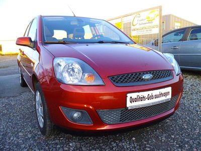 Gebraucht Ford Fiesta Style 80 PS (58 kW) 2008 Rot Kleinwagen