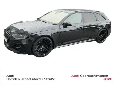 Gebraucht Audi RS4 Design 450 PS (330 kW) 2023 Mythosschwarz metallic Kombi