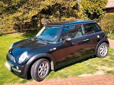 Usado Mini ONE 90 HP (66 kW) 2003 Preto Citadino