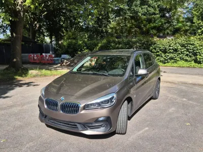 Gebraucht BMW 225 Active Tourer iPerformance 224 PS (164 kW) 2018 Braun Van / Kleinbus