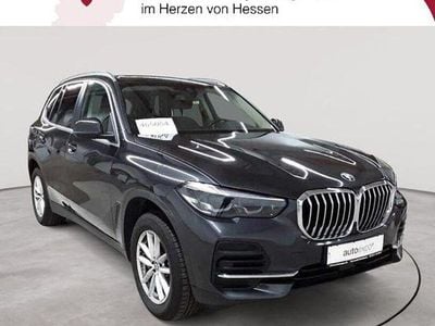 Gebraucht BMW X5 Sport Line 286 PS (210 kW) 2023 Sophistograu brillanteffekt metallic SUV
