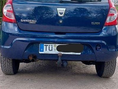 Usata Dacia Sandero Ambiance 75 CV (55 kW) 2009 Blu Berlina