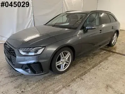 Gebraucht Audi A4 S-Line 286 PS (210 kW) 2023 Daytonagrau perleffekt Kombi