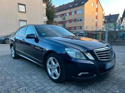 Usata Mercedes E350 231 CV (169 kW) 2010 Blu Berlina