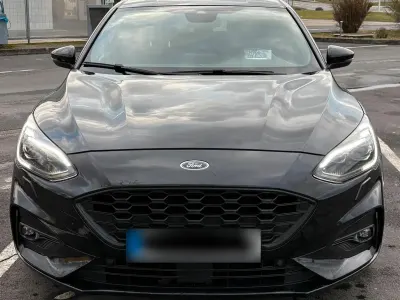 Gebraucht Ford Focus ST-Line 150 PS (110 kW) 2018 Schwarz Limousine