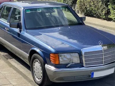 Gebraucht Mercedes 560 279 PS (205 kW) 1988 Blau Limousine