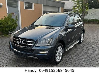 Second-hand Mercedes ML300 Edition 204 CP (150 kW) 2011 Gri SUV