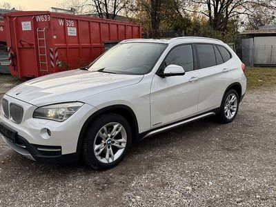 Weiß Gebraucht 2012 BMW X1 xLine SUV | 9.990 € (Fairer Preis)