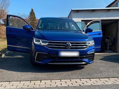 Gebraucht VW Tiguan 200 PS (147 kW) 2023 Blau SUV