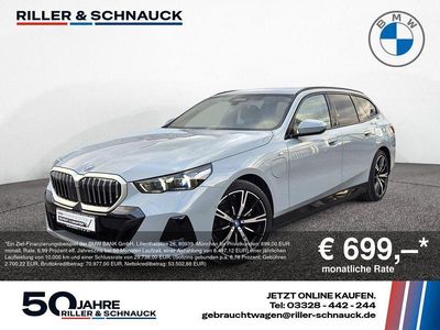 Gebraucht BMW 530e M Sport 299 PS (219 kW) 2024 Brooklyn grey Kombi