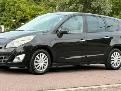 Gebraucht Renault Grand Scénic II Luxe 131 PS (96 kW) 2009 Schwarz Van / Kleinbus