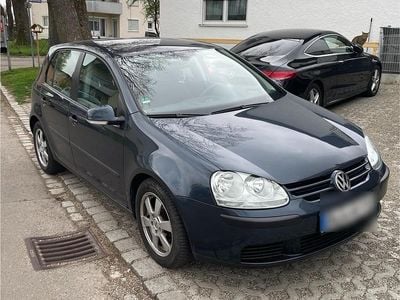 VW Golf V