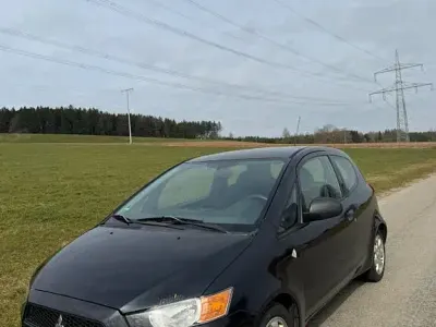 Gebraucht Mitsubishi Colt 75 PS (55 kW) 2009 Schwarz Kleinwagen