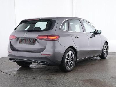 Gebraucht Mercedes B180 136 PS (100 kW) 2024 Van / Kleinbus