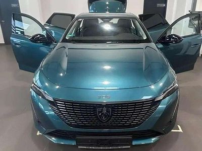 Gebraucht Peugeot 308 SW Allure 131 PS (96 kW) 2023 Blau/typ aussenverkleidung Kombi