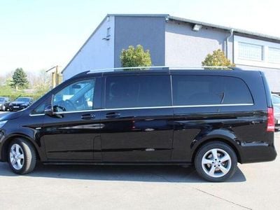 Gebraucht Mercedes V220 Avantgarde 163 PS (119 kW) 2017 Obsidianschwarz metallic Van / Kleinbus