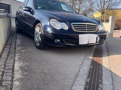 Mercedes C220