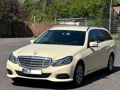 Second-hand Mercedes E200 136 CP (100 kW) 2015 Bej Berlinǎ