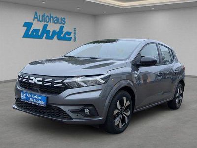 Neu Dacia Sandero Journey 91 PS (66 kW) 2025 Dolomitgrau Kleinwagen