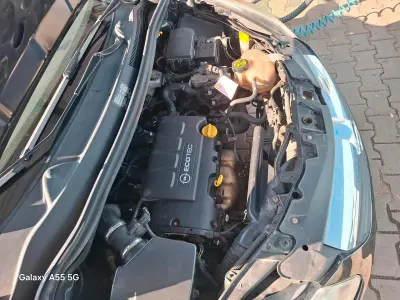 Gebraucht Opel Corsa 87 PS (63 kW) 2010 Schwarz Kleinwagen