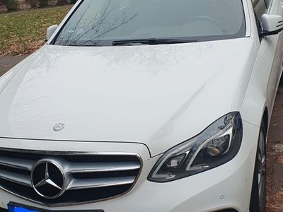 Mercedes E200