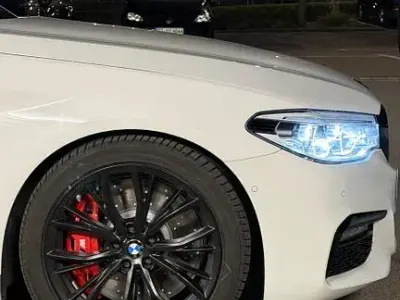 Gebraucht BMW 530 Performance 265 PS (194 kW) 2017 Weiß Kombi