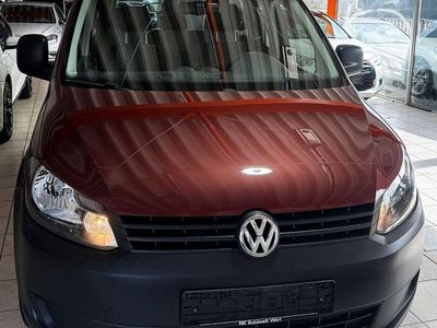 Gebraucht VW Caddy Highline 102 PS (75 kW) 2010 Rot Van / Kleinbus