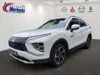 Gebraucht Mitsubishi Eclipse Cross Plus 188 PS (138 kW) 2024 Weiß SUV