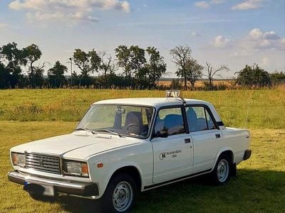 Gebraucht Lada 2107 75 PS (55 kW) 1990 Weiß Limousine