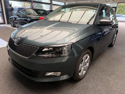Gebraucht Skoda Fabia Ambition 95 PS (69 kW) 2018 Grau Limousine