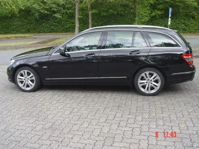 Gebraucht Mercedes C200 136 PS (100 kW) 2010 Schwarz Kombi