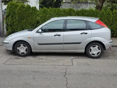 Usata Ford Fiesta 116 CV (85 kW) 2003 Grigio Utilitaria