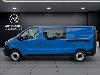 Blau Gebraucht 2015 Opel Vivaro Van / Kleinbus | 15.950 € (Fairer Preis)