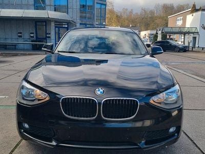 Gebraucht BMW 114 102 PS (75 kW) 2014 Schwarz Kleinwagen