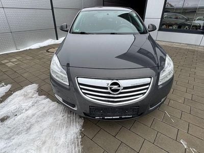 Gebraucht Opel Insignia 160 PS (117 kW) 2012 Grau Limousine