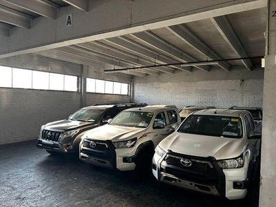 Nuova Toyota HiLux SR5 147 CV (108 kW) 2026 Bianco Pick-up