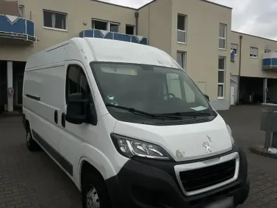 Gebraucht Peugeot Boxer 131 PS (96 kW) 2015 Weiß Van