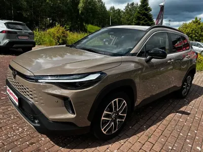 Gebraucht Toyota Corolla Cross Style 177 PS (130 kW) 2020 Beige SUV