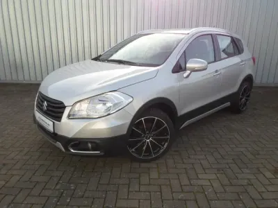 Gebraucht Suzuki SX4 S-Cross Comfort 120 PS (88 kW) 2014 Silber SUV
