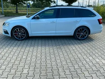 Gebraucht Skoda Octavia RS 230 PS (169 kW) 2017 Weiß Kombi