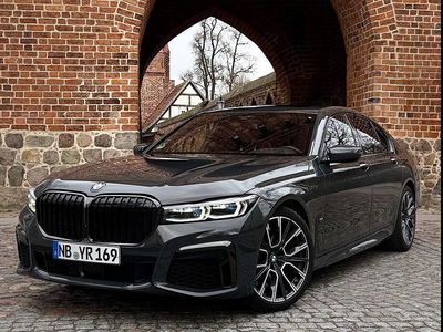 Gebraucht BMW 740 Performance 340 PS (250 kW) 2021 Grau Limousine