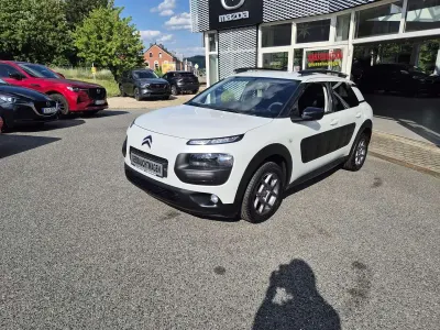 Gebraucht Citroën C4 Shine 110 PS (80 kW) 2018 Farbe weiss perle SUV