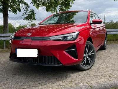 Käytetty MG MG5 EV Luxury 130 kW (177 HP) 2022 Punainen Farmari