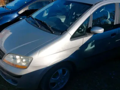 Gebraucht Fiat Idea 103 PS (75 kW) 2004 Silber Van / Kleinbus
