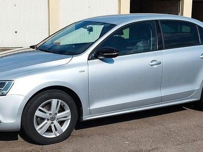 Gebraucht VW Jetta Trendline 105 PS (77 kW) 2013 Silber Limousine
