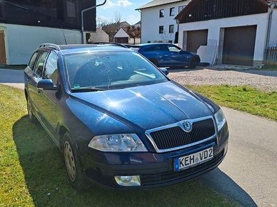 Gebraucht Skoda Octavia Ambiente 116 PS (85 kW) 2008 Blau Kombi